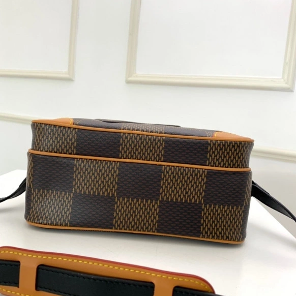 Frstbag ru AMAZONE VUITTON MESSENGER LOUIS NANO 0722